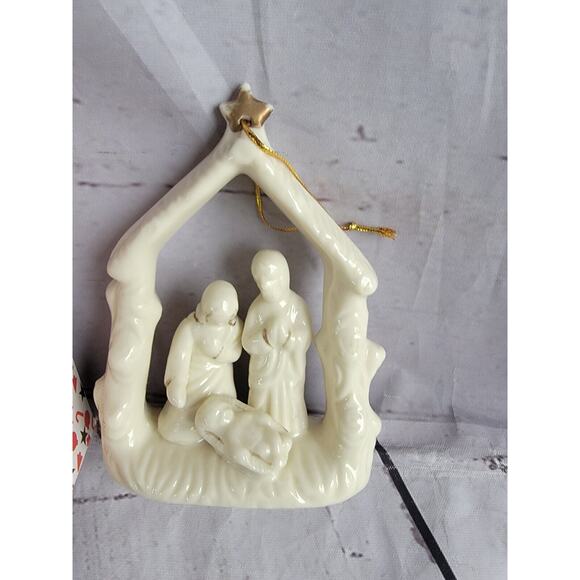 White 3X4" Religious Nativity Mary Joseph & Jesus Figurine Ornament - Picture 1 of 8